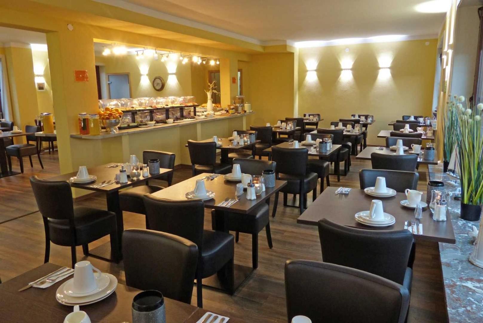 Hotel Zur Seerobbe 쿡스하펜 외부 사진