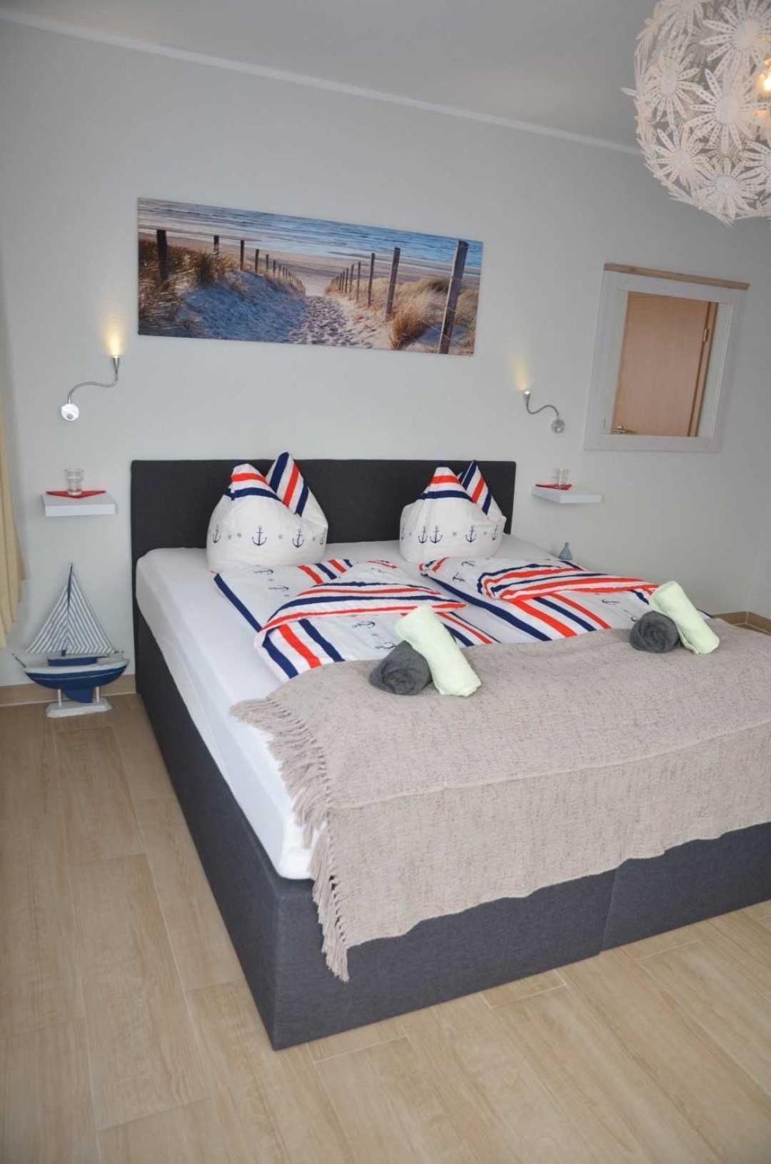 Hotel Zur Seerobbe 쿡스하펜 외부 사진