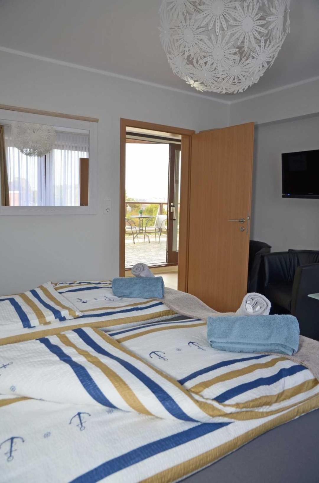 Hotel Zur Seerobbe 쿡스하펜 외부 사진